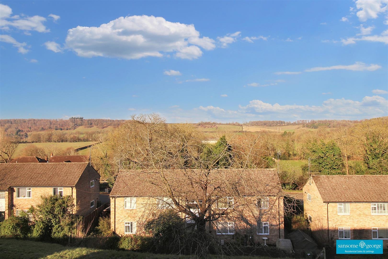 4 bed property in Lister Close, Reading